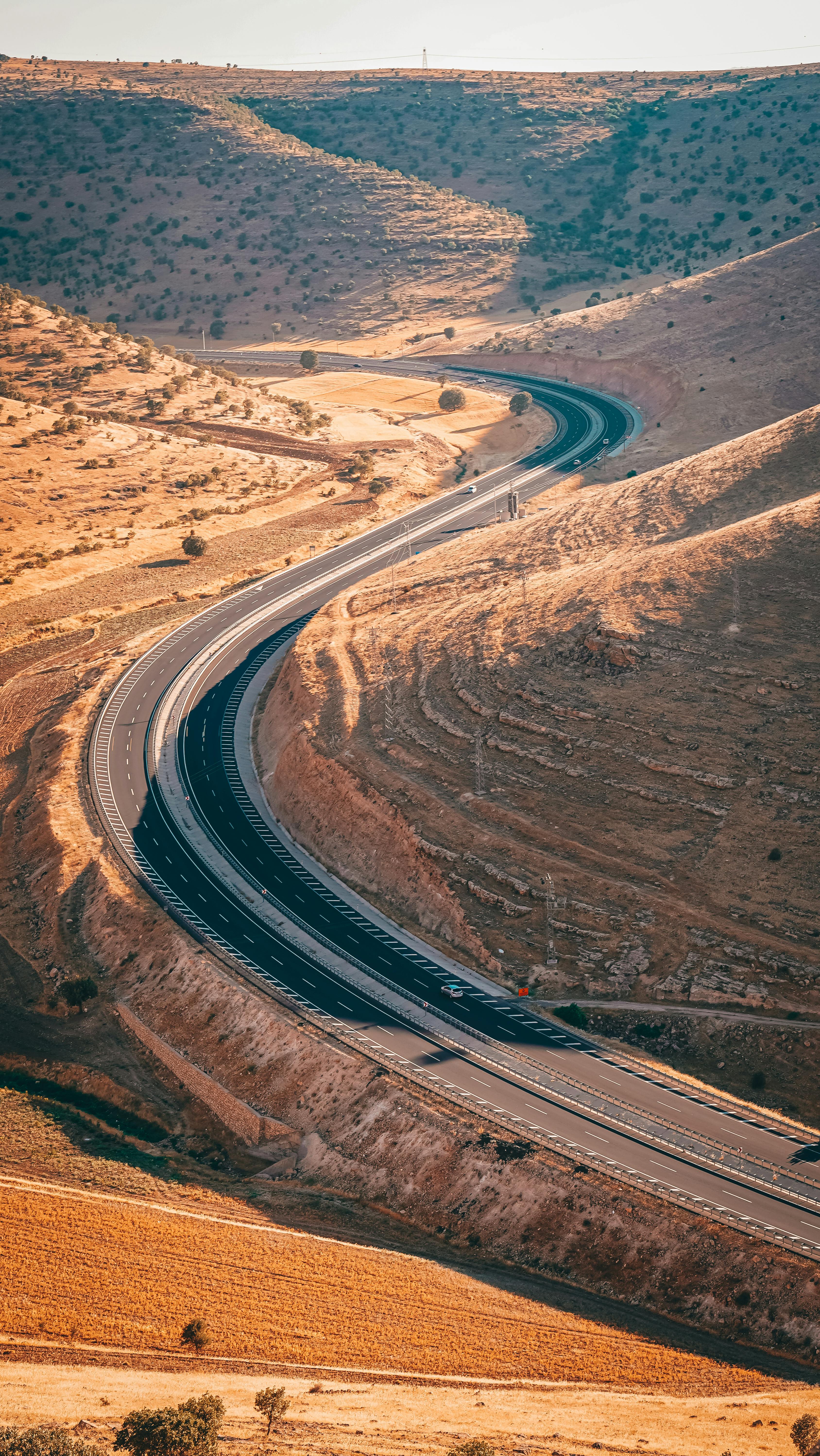 Ночной городской кадр, снятый на телефон